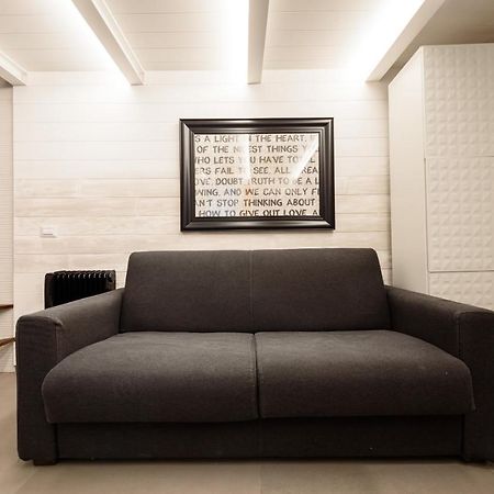 Apartament Riviera Di Chiaia 155 Neapol Zewnętrze zdjęcie