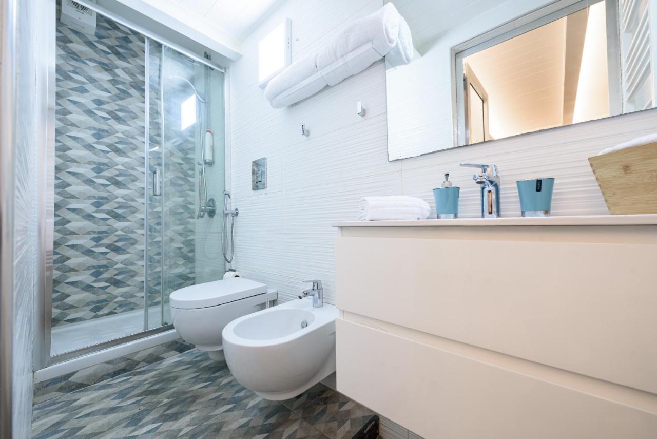Apartament Riviera Di Chiaia 155 Neapol Zewnętrze zdjęcie